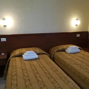 Hotel Marco Polo Self Check-in Bologne